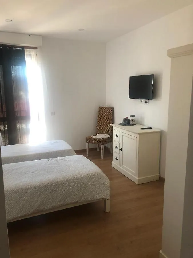 A Casa Di Titty Bed and Breakfast Σόμα Λομπάρντο