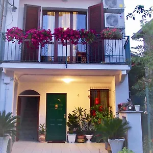 Casa Dei Fiori Holiday home