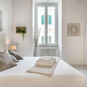  Guest house White Ostilia Italy