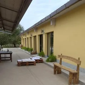 Azienda Agrituristica Scotti בית חווה