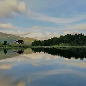 Gospodarstwo agroturystyczne Rifugio Al Lago Del Mortirolo In Inverno Raggiungibile Solo A Piedi, Monno